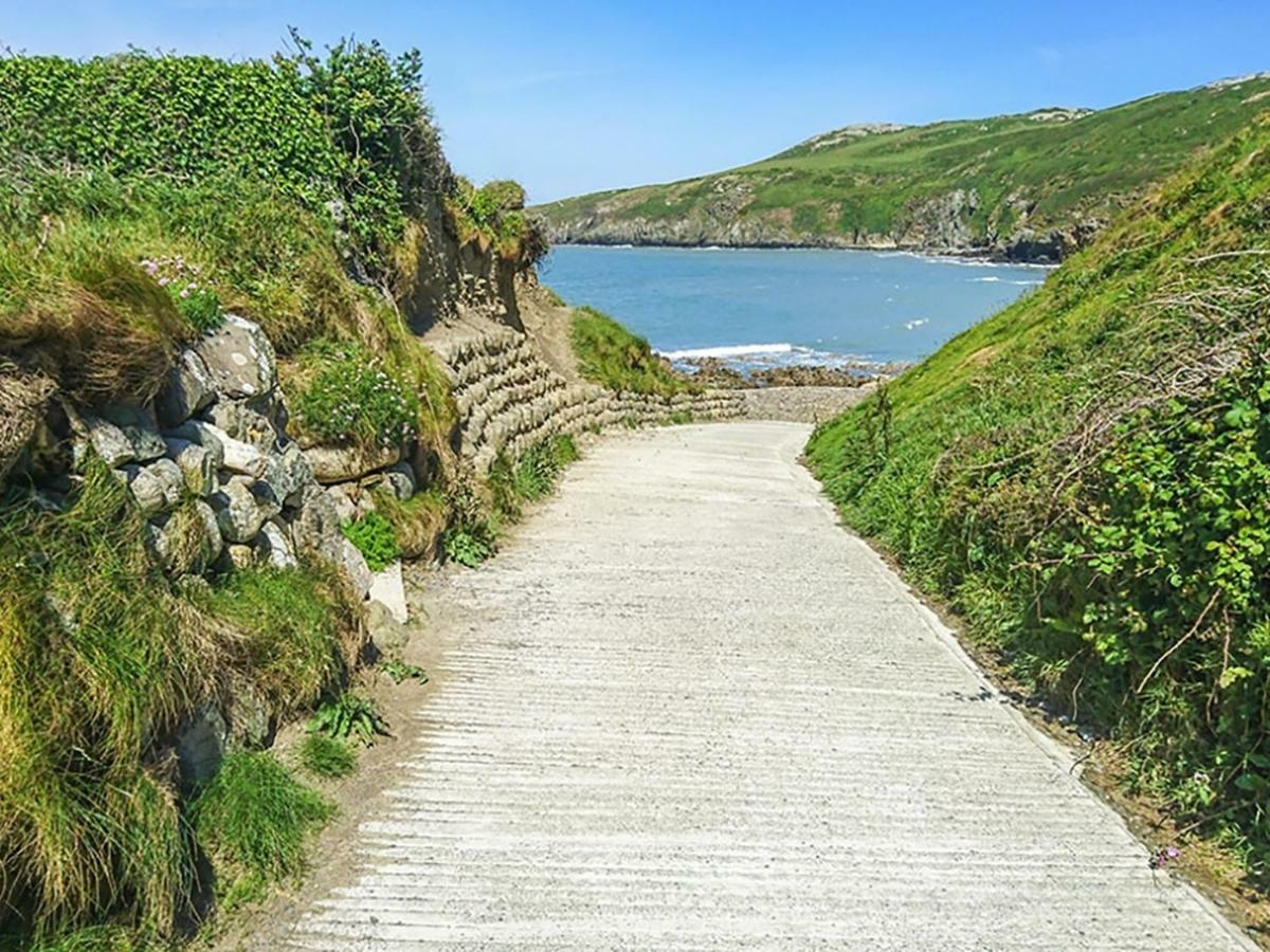 Вилла Rhyd Angharad Barns Llanrhyddlad Экстерьер фото